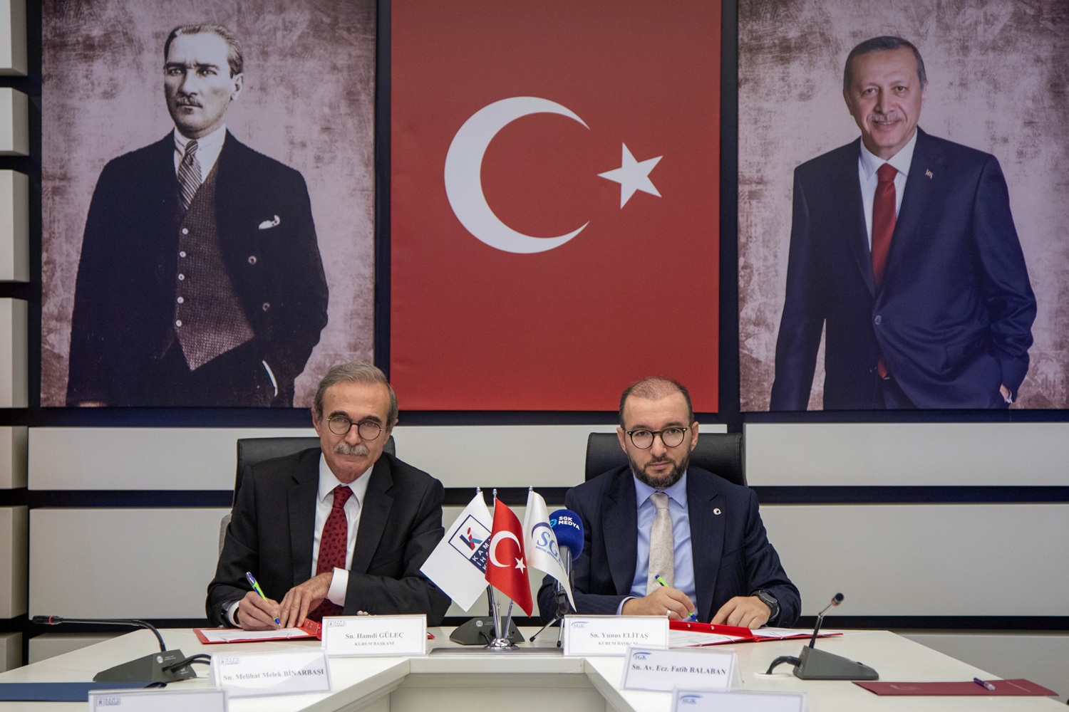 Sosyal Güvenlik Kurumu ve Kamu İhale Kurumu İş Birliğiyle Yurt Dışı İlaç Tedariki Dijitale Taşınıyor
